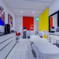 клиника дерматологии, аппаратной и инъекционной косметологии lazerjazz изображение 4